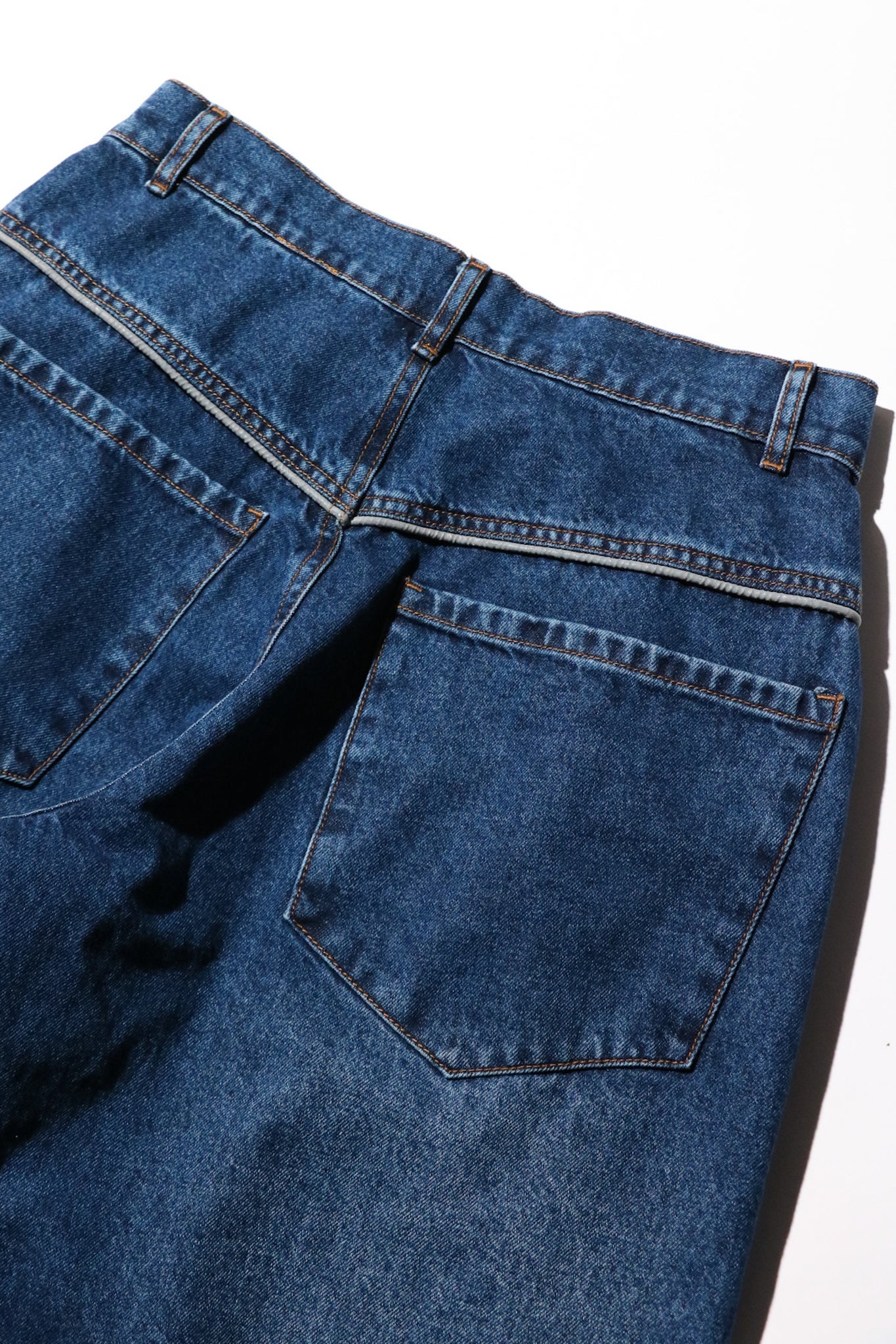 REFLECTIVE DENIM WASHED BLUE DENIM