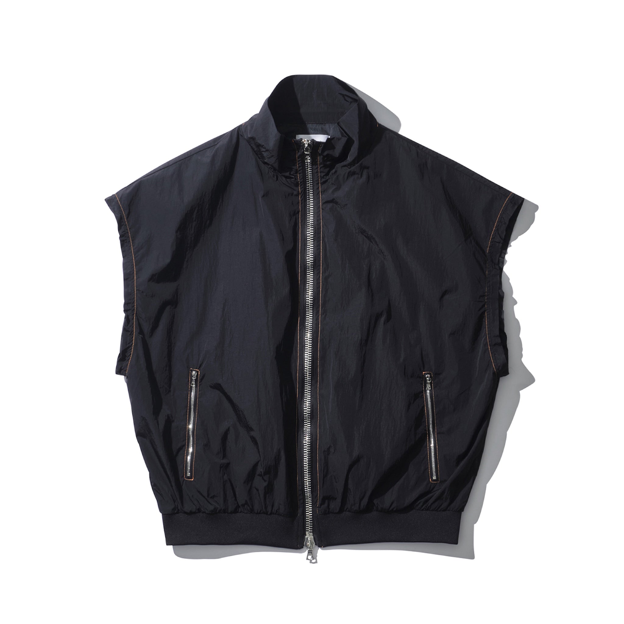 OFF SLEEVE NYLON JACKET BLACK
